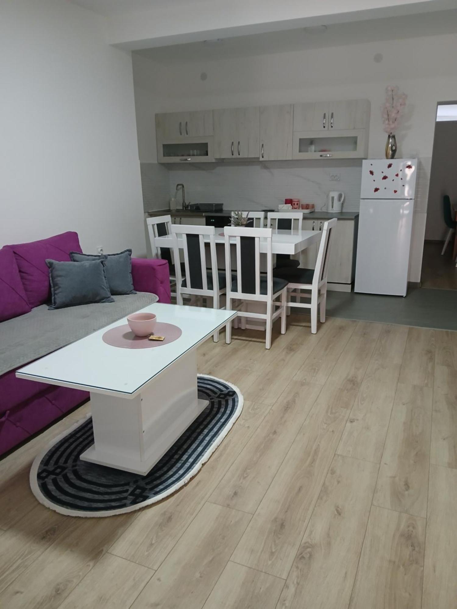 Apartmani Bubamara Leskovac Leskovac  Buitenkant foto